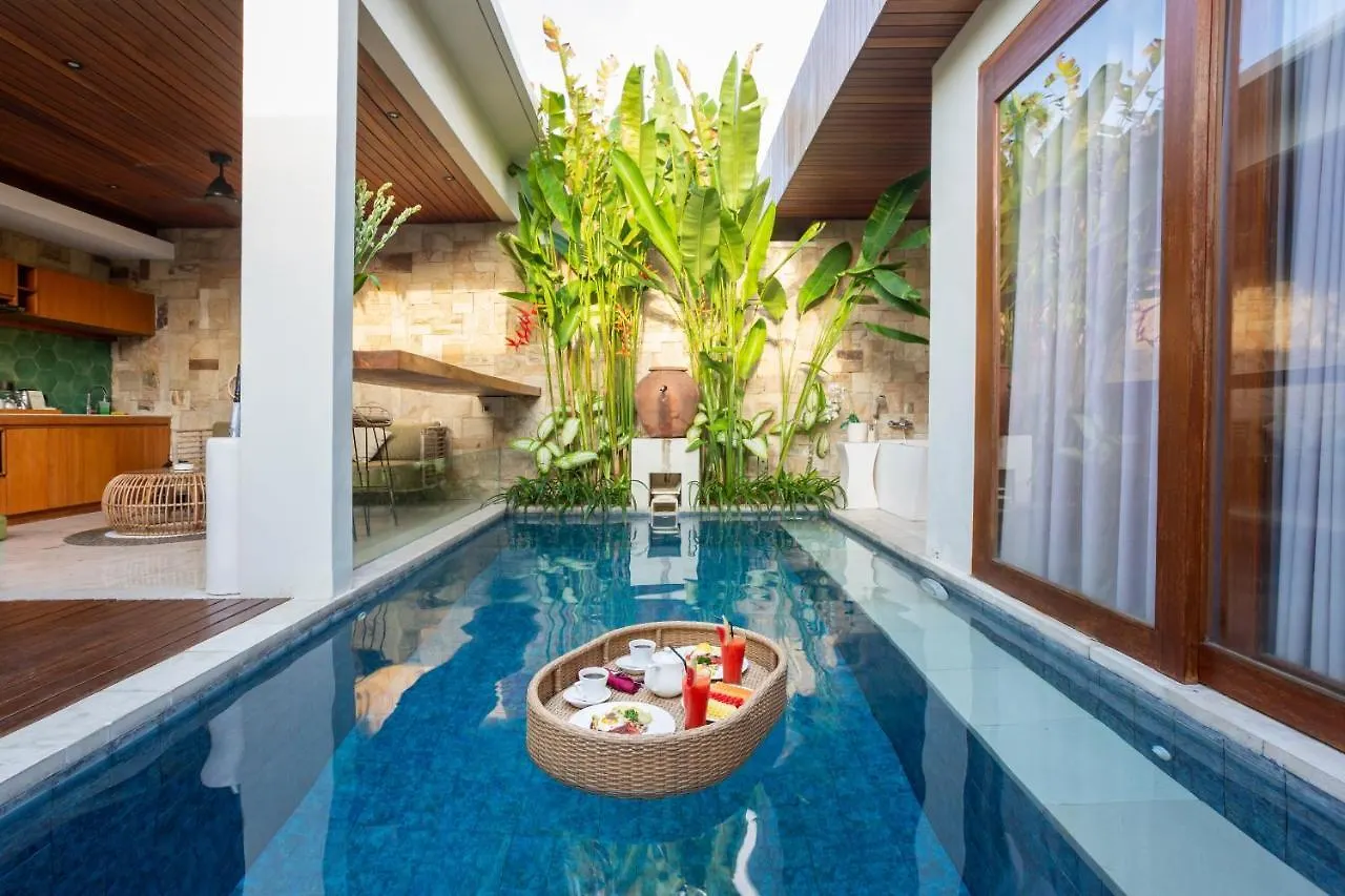 Bali Vilaasee Seminyak  Villa Seminyak (Bali)